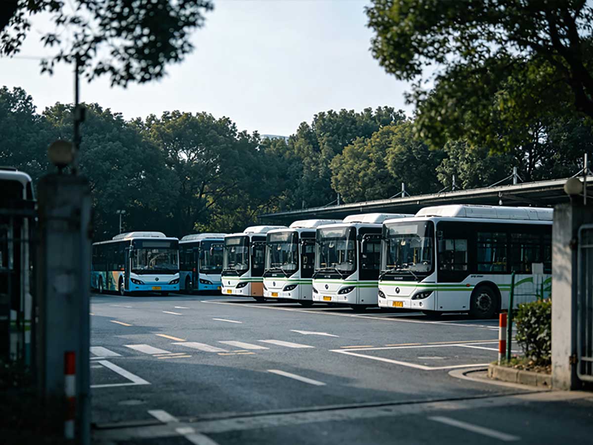 4.公交站场-(1).jpg